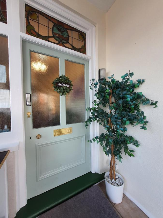 Caxton House Bed & Breakfast Skegness Exterior photo