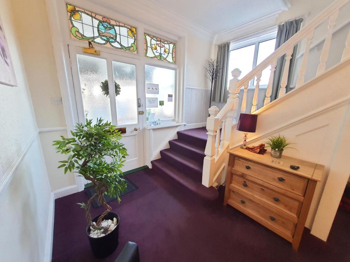 Caxton House Bed & Breakfast Skegness Exterior photo